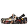 Crocs Bistro Graphic Clogs «Schwarz Multi» 204044-0S3