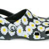 Crocs Classic Clo Daisy Full Print Sandalen Unisex Schwarz 206375-0ZI