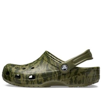 Crocs Classic Clog Camouflage Printing Strandsandalen in Armeegrün 206454-309