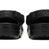 Crocs Classic Clog Cozy Atmungsaktive Strandsandalen Schwarz 207142-001