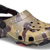 Crocs Classic Clog Desert Camouflage Beach Unisex Schwarz Braun Sandalen 207305-088