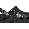 Crocs Classic Crocskin Clogs «Schwarz» 209093-001