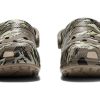 Crocs Classic Printed Camo Clogs «Braun» 894825