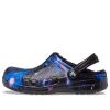 Crocs (GS) Baya gefütterte Galaxy Clogs mit Fuzzy-Strap «Black Multi» 207654-0C4