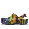Crocs (GS) Classic Seasonal Print Clogs «Schwarz Multi» 207345-0C4