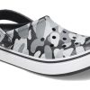 Crocs (GS) Off Court Printed Clogs «Grau Schwarz Weiß» 209150-066