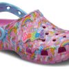 Crocs (GS) x Lisa Frank Classic Clogs «Pink Blue» 208826