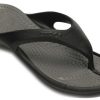 Crocs Soft Sole Cozy Flip-Flops Unisex Schwarz Grau 10024-05M