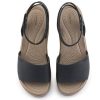 Crocs (WMNS) Brooklyn Keilsandalen mit Knöchelriemen «Schwarz Beige» 209406-07H