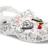 Crocs (WMNS) Cruella 2 x Klassischer Clog «Stay Weird» 207402-100