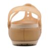 Crocs (WMNS) Goldfarbene Sandalen 204939-277
