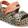 Crocs (WMNS) Hiker Xscape Animal Sandalen «Khaki Leopard» 208611-2BY