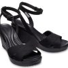 Crocs (WMNS) Leigh II Cross Strap Ankle Wedge Sandalen «Schwarz» 204950-060