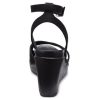 Crocs (WMNS) Leigh II Cross Strap Ankle Wedge Sandalen «Schwarz» 204950-060