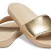 Crocs (WMNS) Sloane Shine Low Slide Minimalistische, lässige, flache Hausschuhe in Braungoldfarbe «Brown Gold» 206921-212 Crocs (WMNS) Sloane Shine Low Slide Minimalistische, lässige, flache Hausschuhe in Braungoldfarbe «Brown Gold» 206921-212