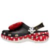 Crocs (WMNS) x Minnie Mouse Classic Plateau-Clogs «Schwarz Rot Weiß» 209896-100