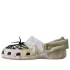 Crocs x Casestudy Classic Clogs «Weiß Multi» 208213