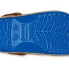 Crocs x Toy Story Klassischer Clog «Woody» 209446-4GX