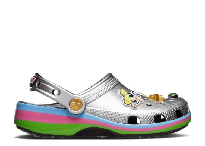 Die Powerpuff Girls x Classic Clog Kids „Metallic Silver“