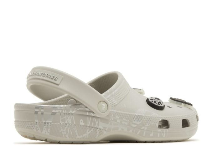 Futura Laboratories x Classic Clog „Perlweiß“