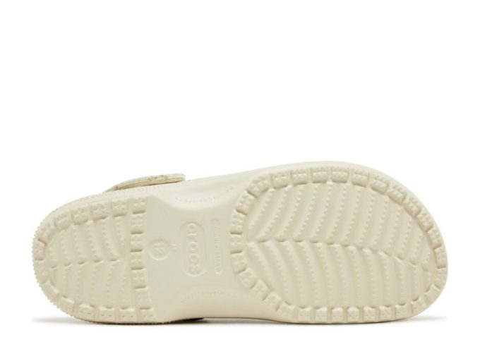Jurassic World x Classic Clog „Bone“
