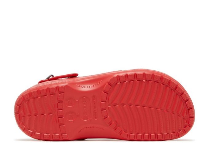 Karol G x Classic Clog „Metal Hearts“