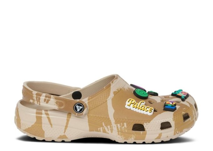 Palace x Classic Clog „Tan Camo“