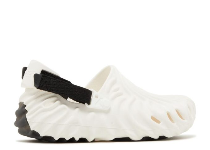 Salehe Bembury x Pollex Clog „Tragetestprobe“ Exklusiv bei der Paris Fashion Week“ Salehe Bembury x Pollex Clog „Tragetestprobe“ Exklusiv bei der Paris Fashion Week“