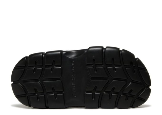 Sankuanz x Clog «Schwarz» Sankuanz x Clog «Schwarz»