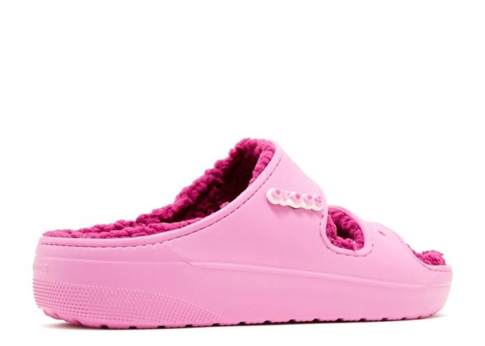 Saweetie x Classic Cozzzy Sandale „Taffy Pink“