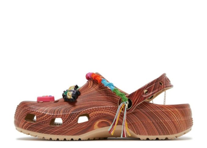 SZA x Wmns Classic Clog „Woodgrain“